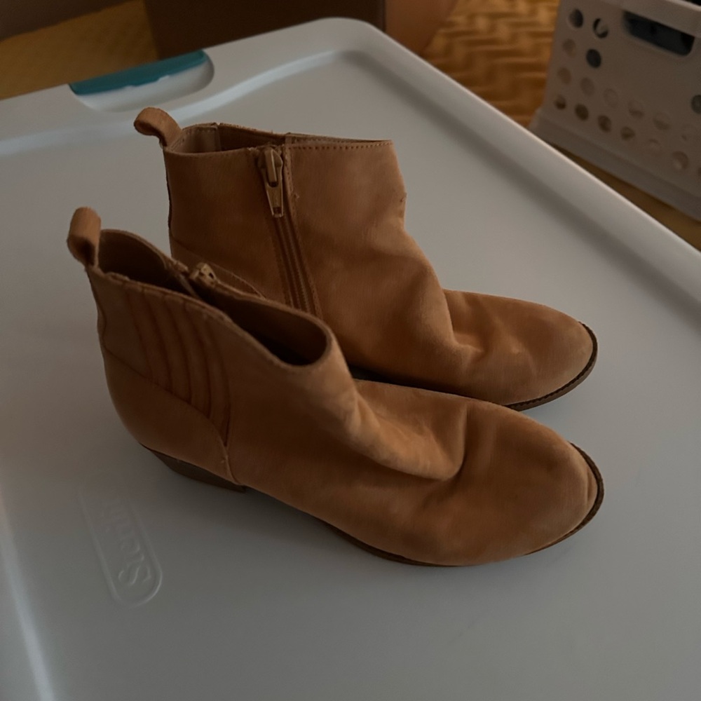 Cognac Booties Suede